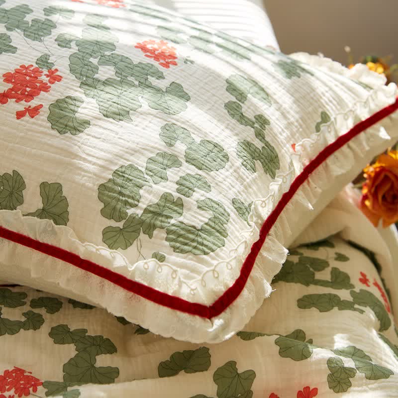Floral & Leaf Ruffled Cotton Gauze Quilt