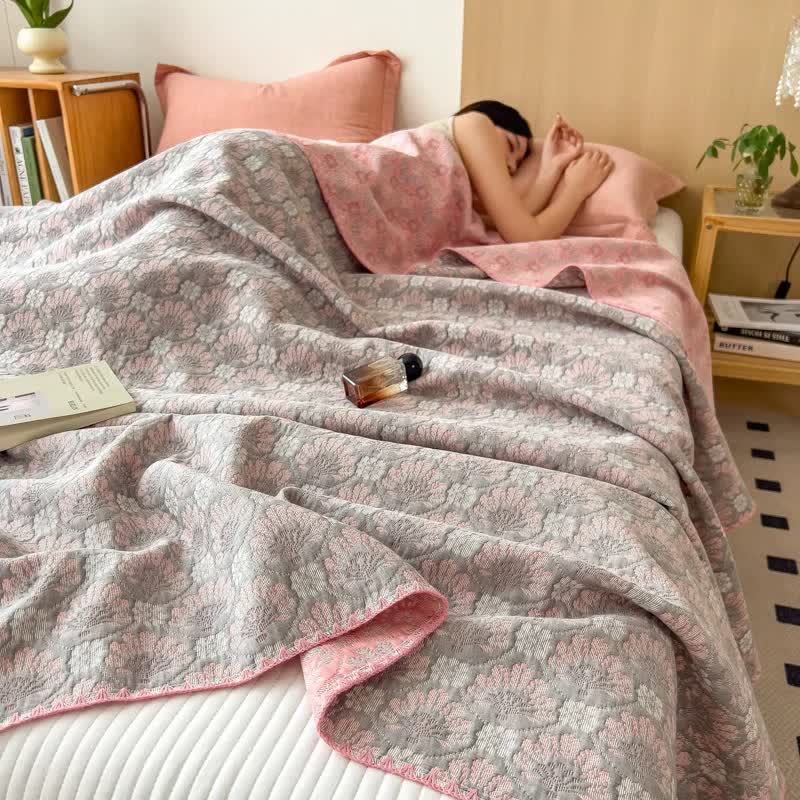 Rustic Floral Cotton Triple Gauze Quilt