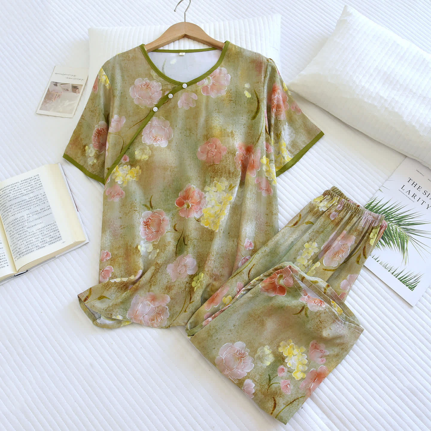 Botanical Padded Rayon Capri Pajama Set