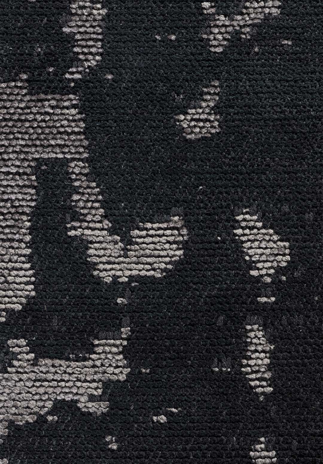 Verona Light Grey - Matte Black Rug