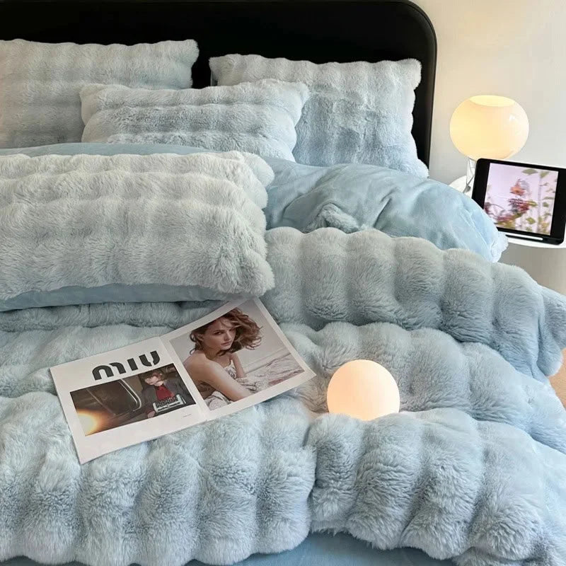 Plush Ruched Flannel Fleece Bedding Set