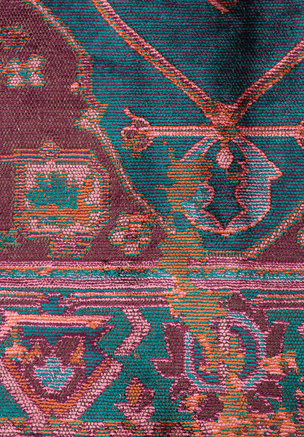 Emperor Dark Damson - Rust Rug