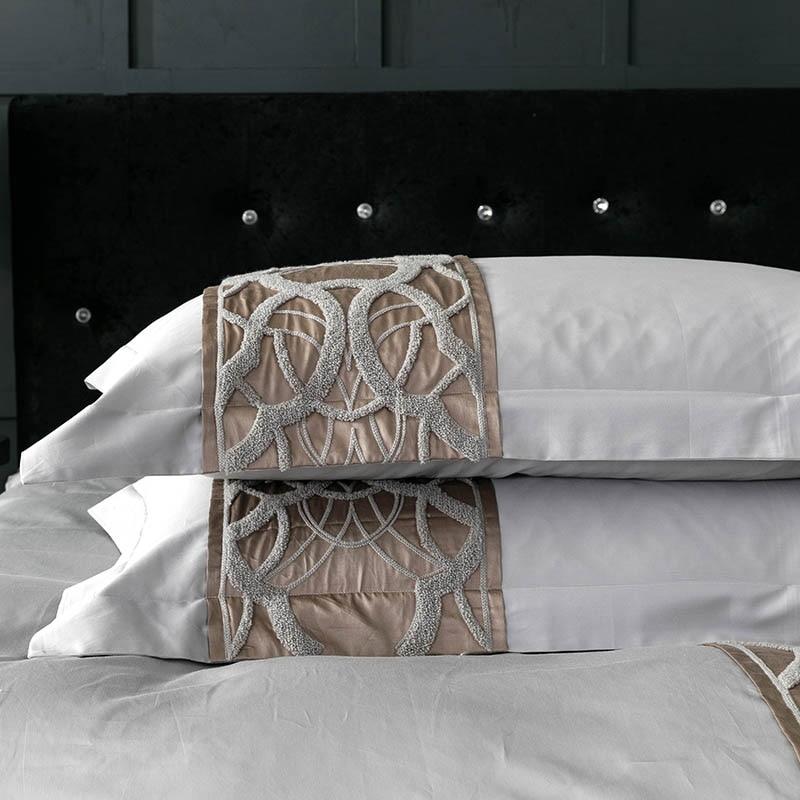 Tesoro Luxury Embroidered Egyptian Cotton Bedding Set
