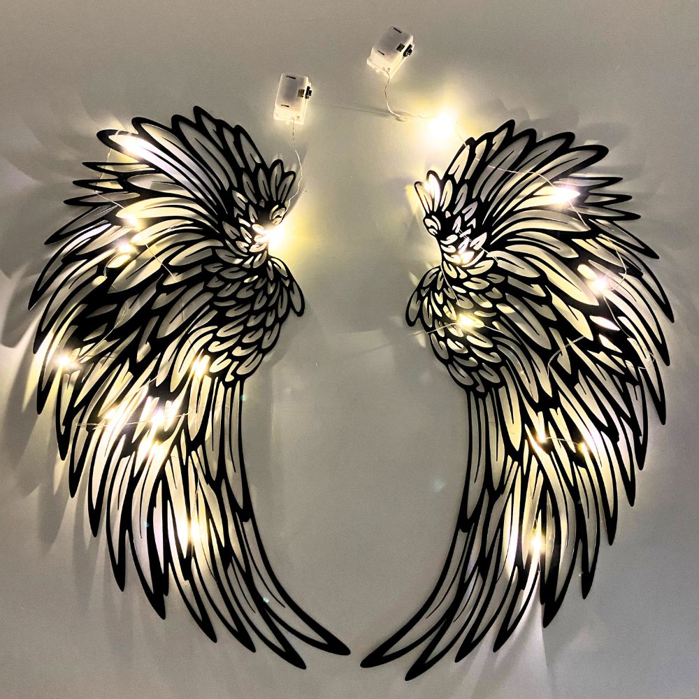 Décoration murale avec ailes d'ange (avec lumières LED)