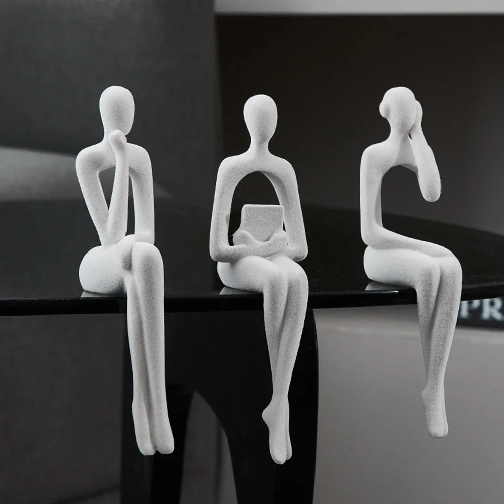 Figure abstraite en feutre