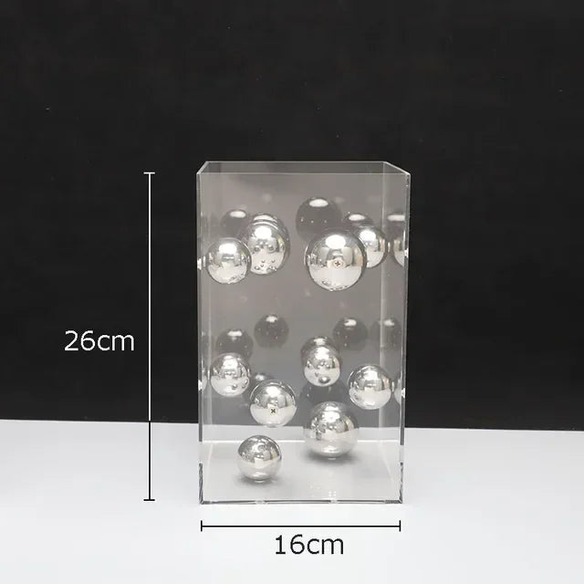 Ornement moderne en forme de cube en métal