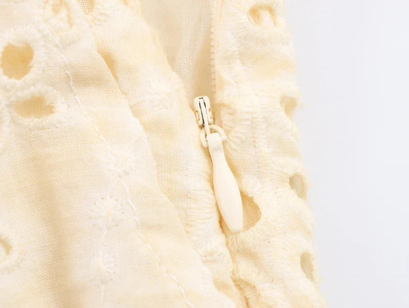 Khéline Hollow-Out Embroidery Shorts