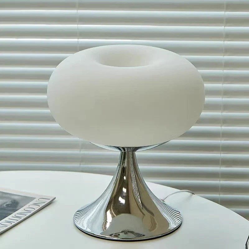 Lampe de table en verre vintage Apple
