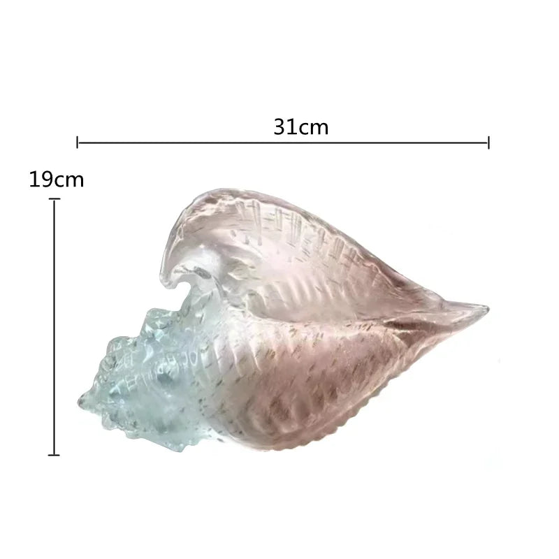 Sculpture moderne en forme de coquillage en verre