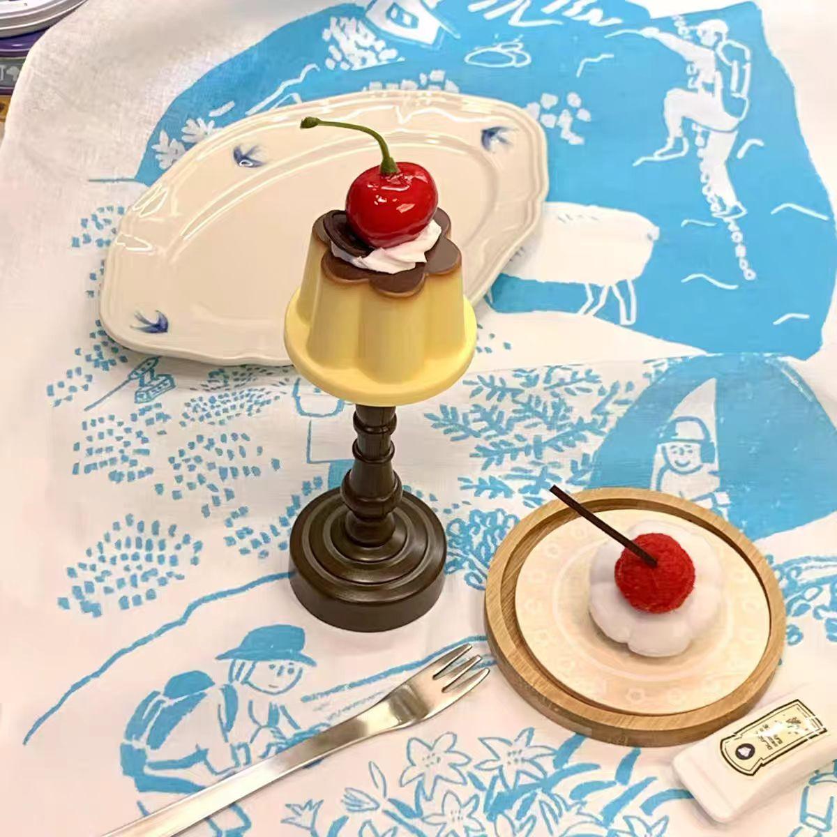 Cherry Pudding Mini-Tischlampe