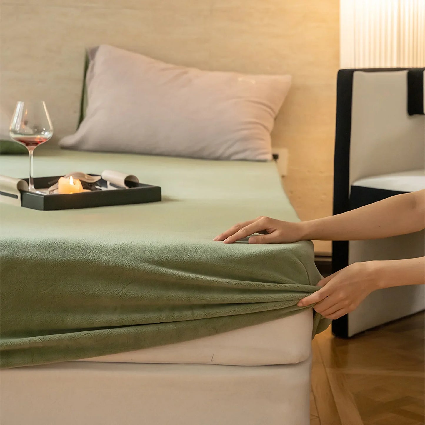 Cozy Minimalist Solid Fleece Sheet Set