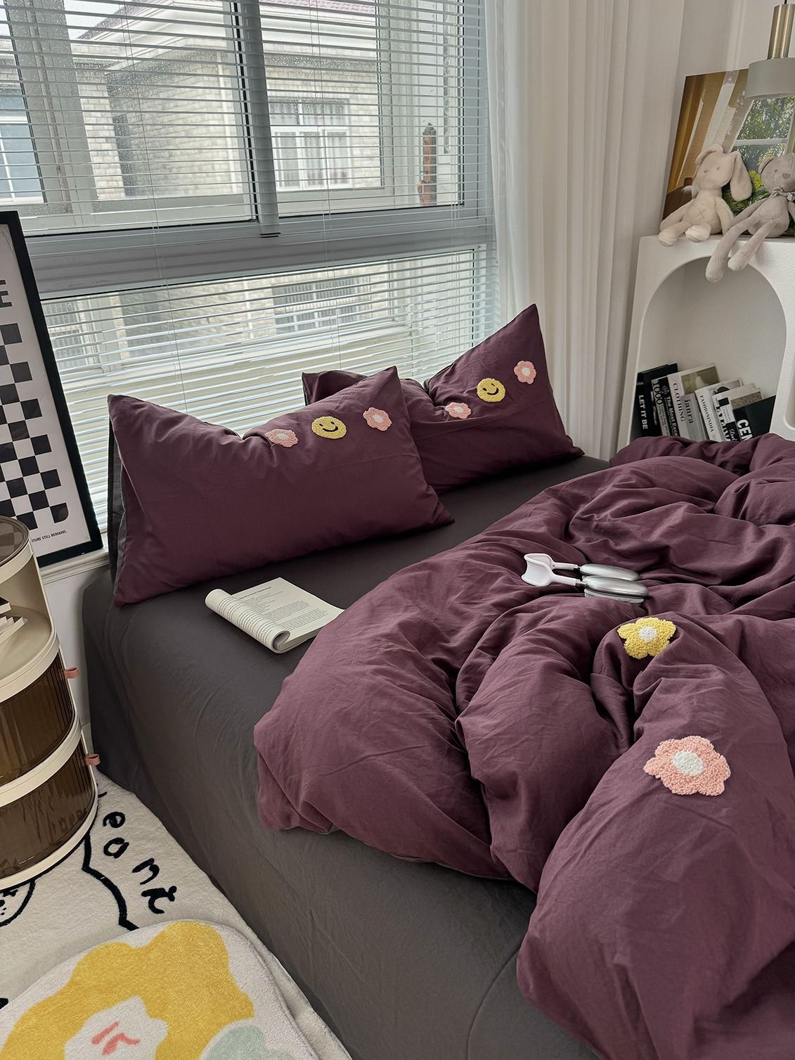 Cute Embroidered Smiles and Flowers Bedding Set