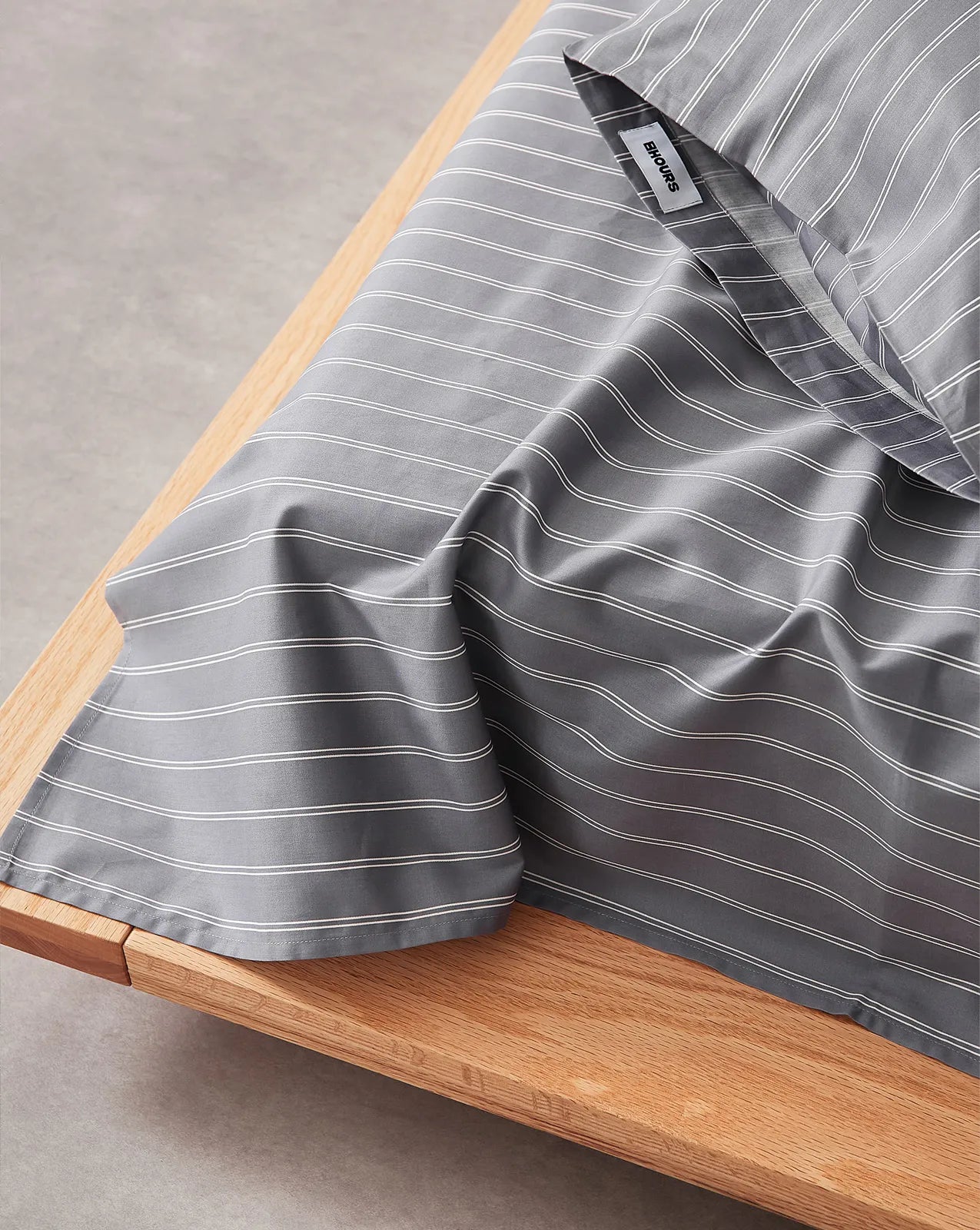 Minimalist Pinstripe Cotton Sheet Set