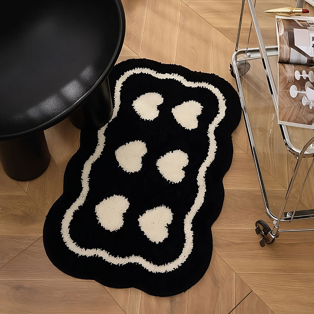 Six Hearts Black & White Tufted Rug