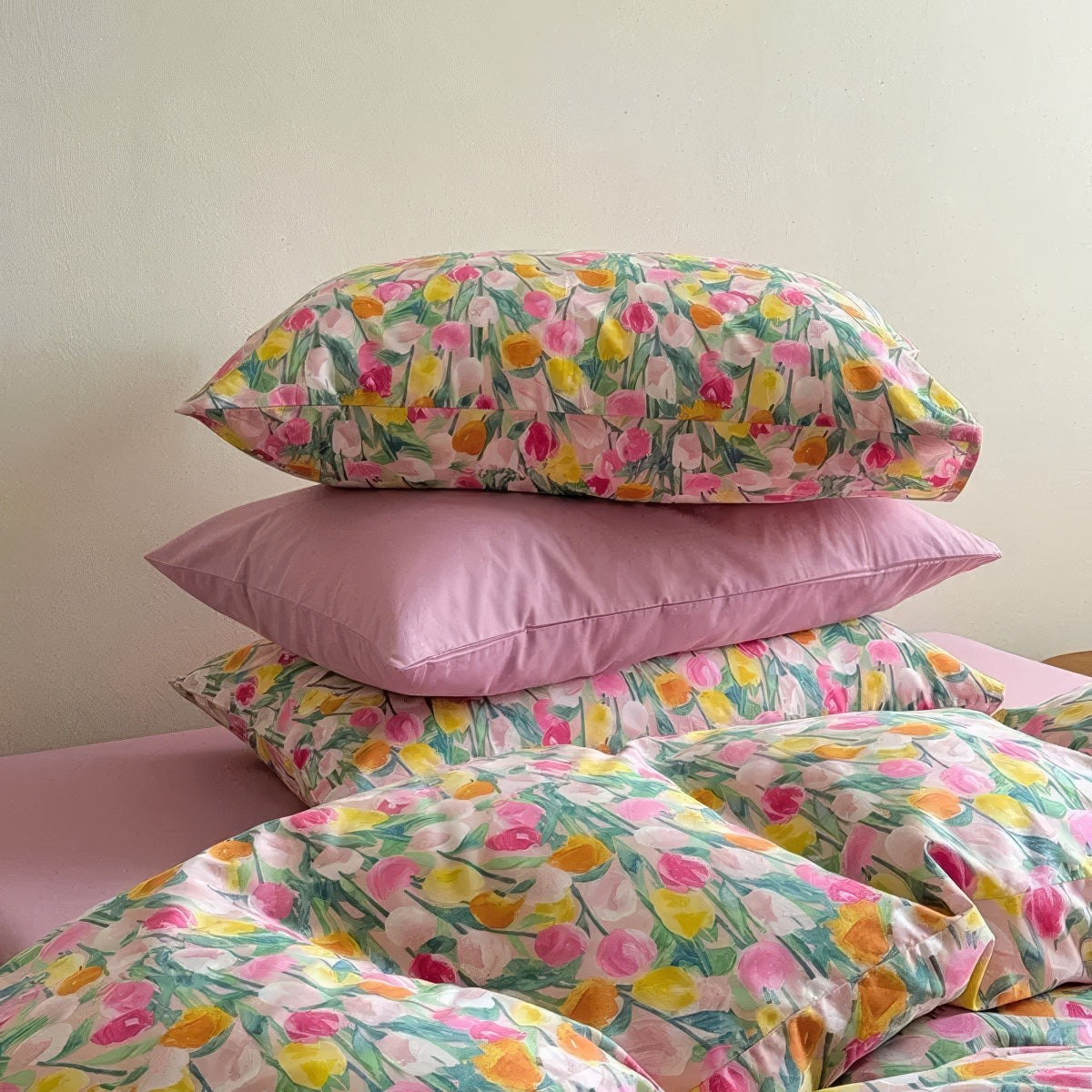 Oil Painted Tulips Print Bedding Set