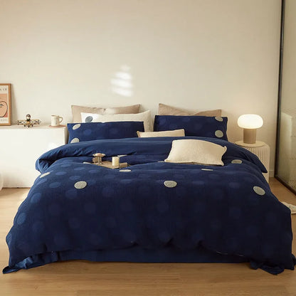 Plush Polka Dot Fleece Bedding Set