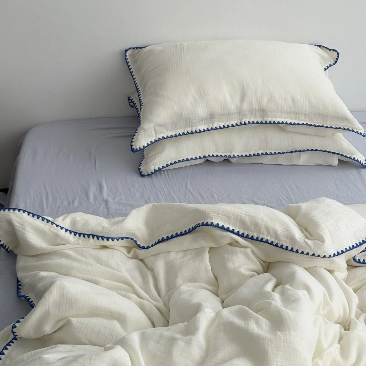 Textured Embroidered Edge Washed Cotton Bedding Set