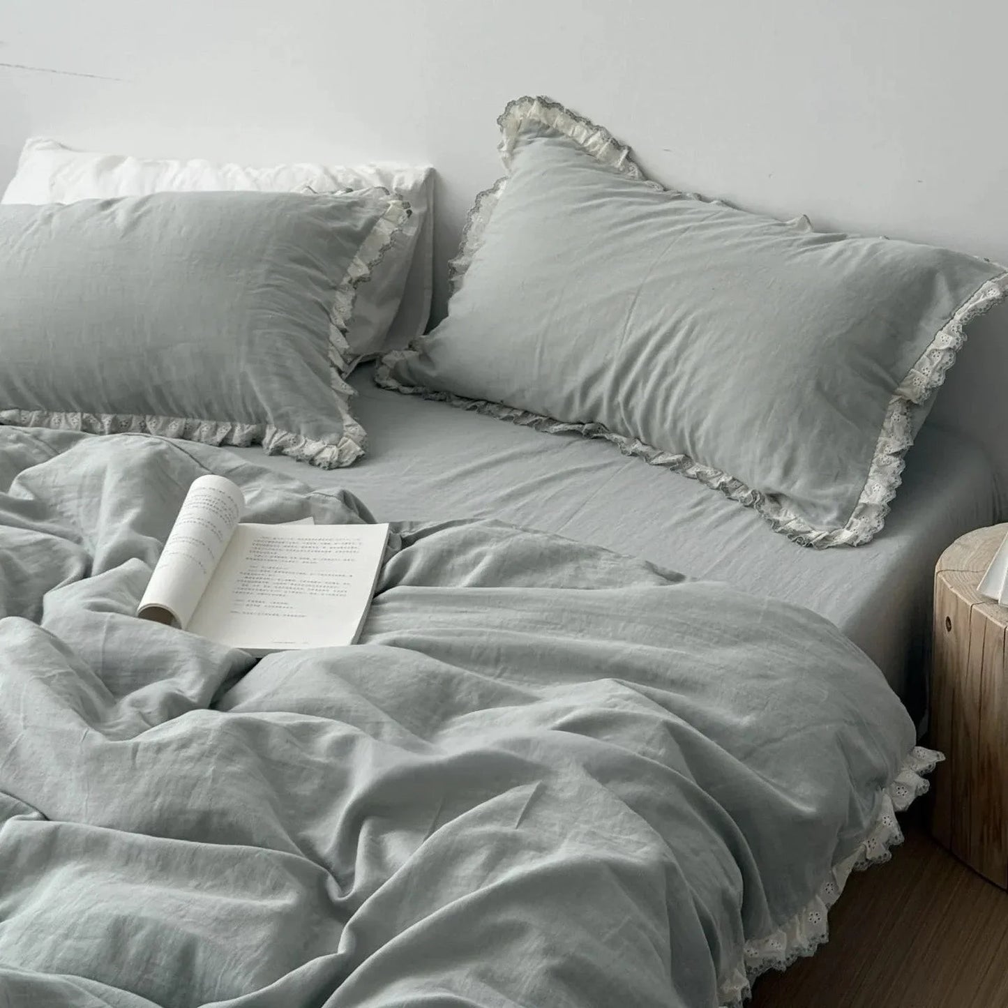 Soft Embroidered Lace Ruffle Cotton Bedding Set