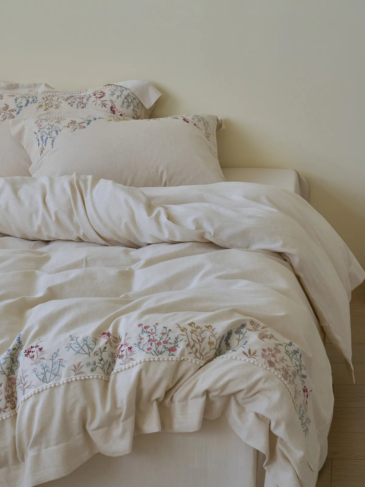 Intricate Wildflower Embroidered Linen Bedding Set