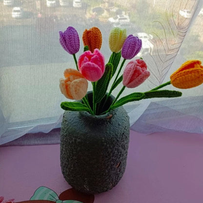 10 Stück handgestrickte gehäkelte Tulpenblüten