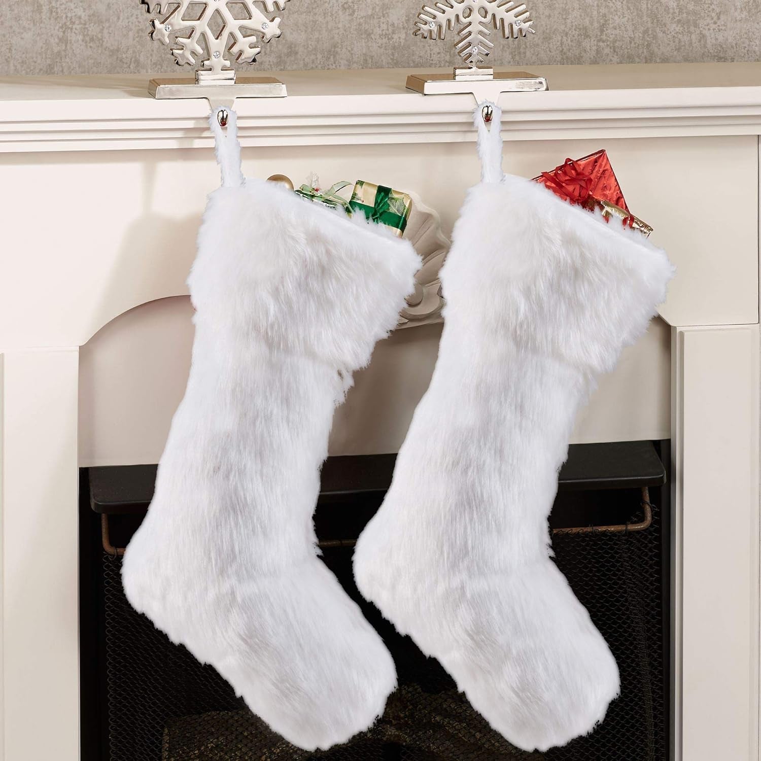 Christmas Stockings, 2 Pcs 18 Inches Large Snowy Luxury Hanging White Faux Fur Christmas Stocking for Family Holiday Party Christmas Fireplace Decorations (White) Home & Kitchen Seasonal Décor Stockings Stockings & Holders