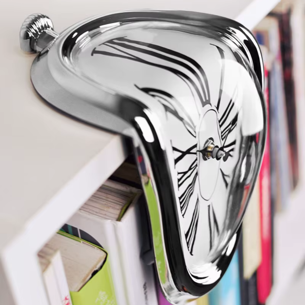 Nostalgic™ | Melted Vintage Clock