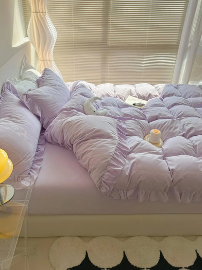 Plush Ruffled Jacquard Velvet Bedding Set