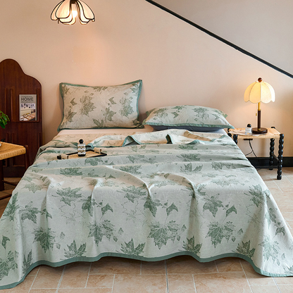 Jacquard Maple Leaf Cotton Gauze Quilt