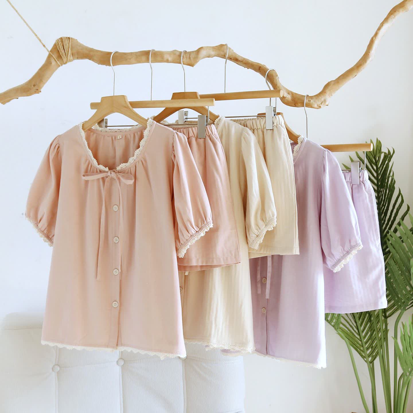 Solid Color Lace-trimmed Short Pajama Set