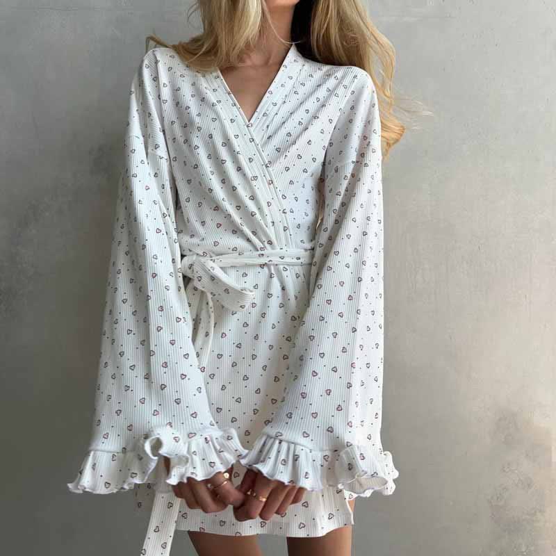 Heart Print Long Sleeve Short Kimono Robe