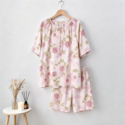 Plus Size Pink Chrysanthemum Pajama Set