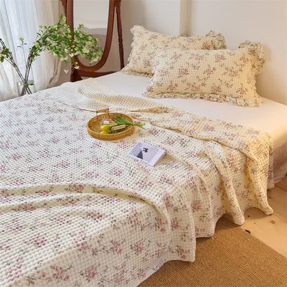 Floral Cotton Gauze Waffle Weave Quilt Blanket