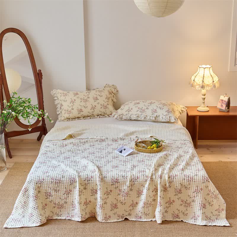 Floral Cotton Gauze Waffle Weave Quilt Blanket
