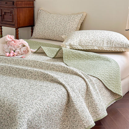 Elegant French Floral Quilted Bedspread