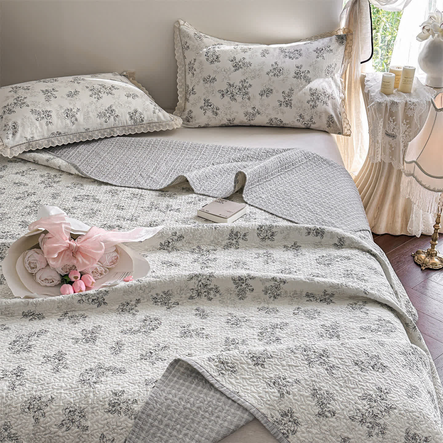 Vinatge Floral Quilted Cotton Bedspread