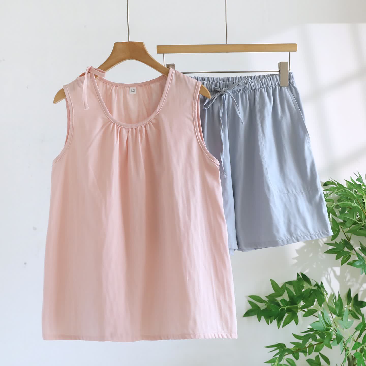 Solild Cotton Double Gauze Sleeveless Pajamas