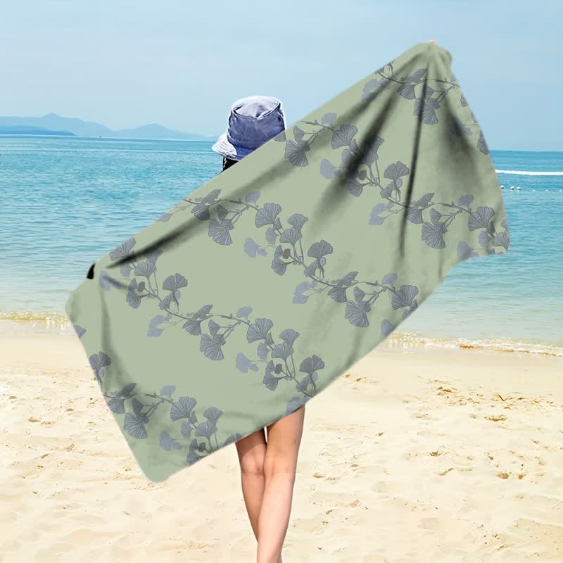 Nature Ginkgo Leaf Beach Towel