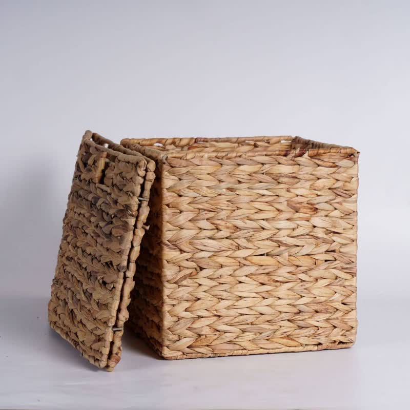 Minimalist Rattan-Style Collapsible Storage Basket