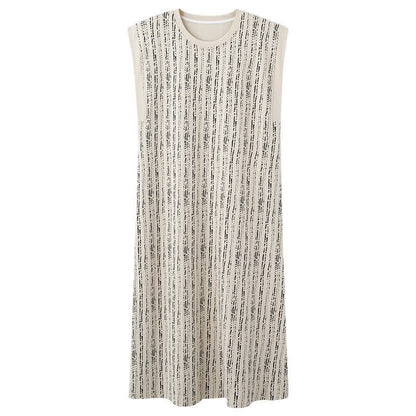 Artistic Line-inspired Cotton Sleeveless Nightgown