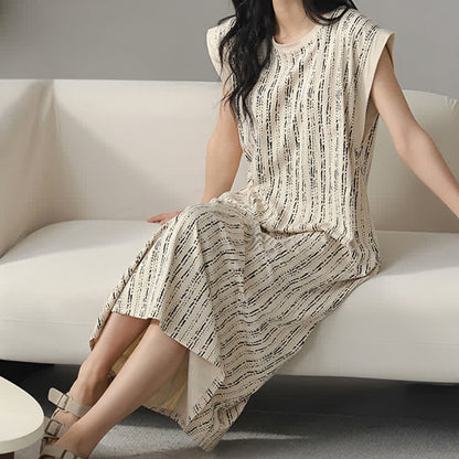 Artistic Line-inspired Cotton Sleeveless Nightgown