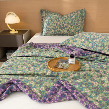 Crabapple Blossom-Inspired Cotton Linen Quilt