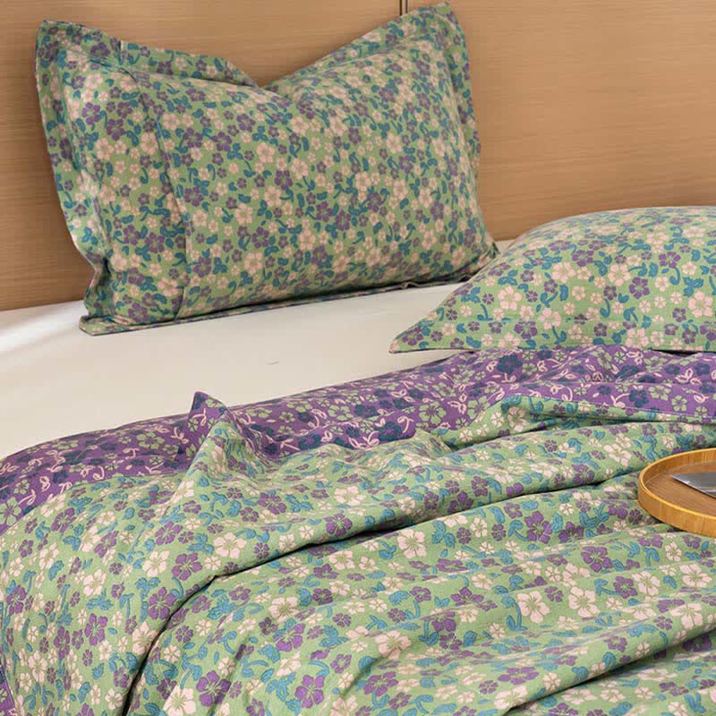 Crabapple Blossom-Inspired Cotton Linen Quilt