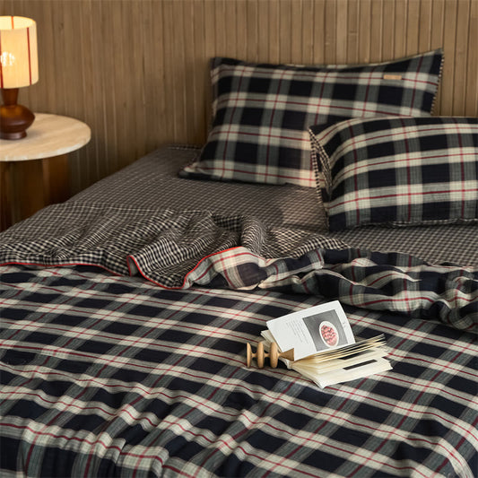 Simple Stripe Checkered Cotton Quilt