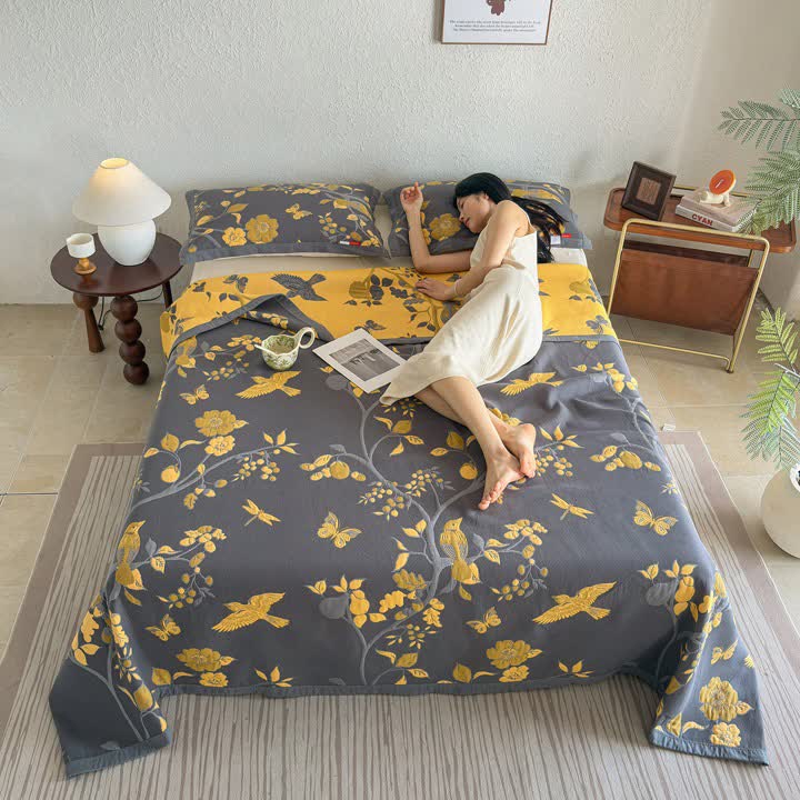 Branch & Bird Cotton Gauze Quilt Blanket