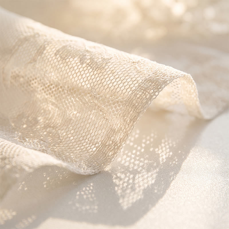 Romantic Floral Lace Ruffled Edge Tablecloth