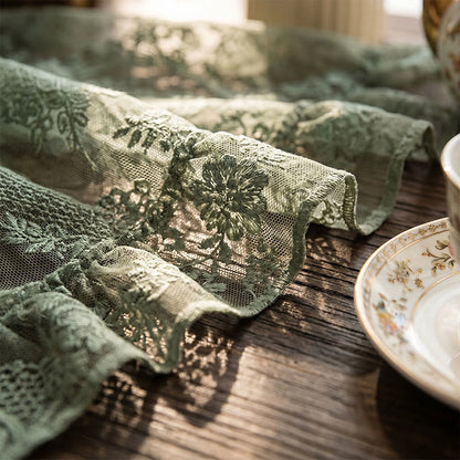Romantic Floral Lace Ruffled Edge Tablecloth