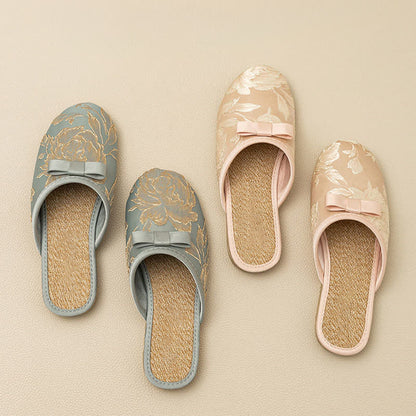 Embroidery Linen Slippers with Closed Toe