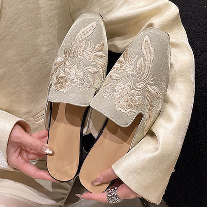Elegant Floral Embroidery Pointed-Toe Mules