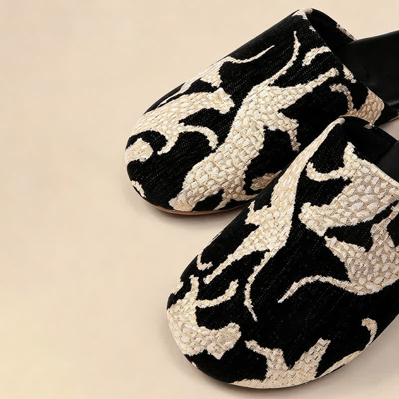Jacquard Animal Closed-ToeIndoor Slippers