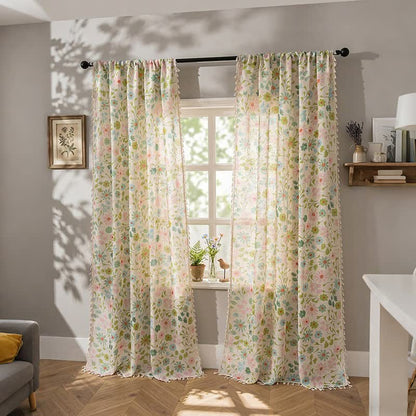 Daisy & Leaf Print Curtain With Tassel